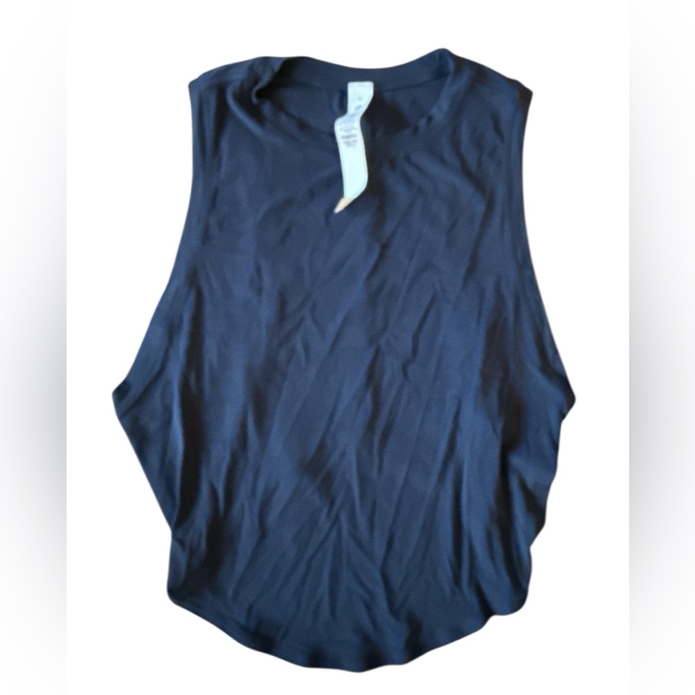 Sleeveless Navy Blue Lululemon Women's Top, size 6